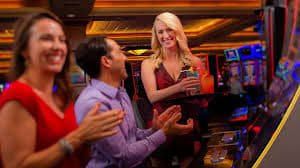 ug7771 live casino and slot games variety overview