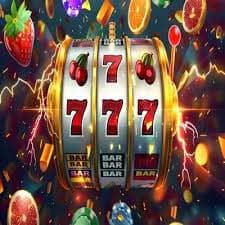 Philippines member on smartphone viewing ug7771 bingo room card during a live draw